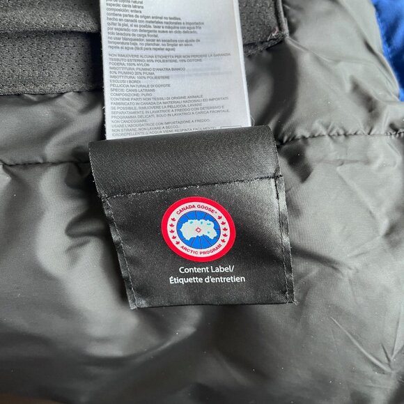Canada Goose Parka Winter Jacket Blue SP 7/8 Kids - Picture 2 of 7
